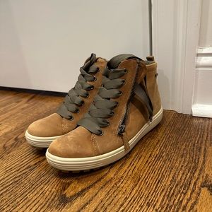 Ecco Shearling Lined Brown Suede Booties Size EU 38 (US 7.5)